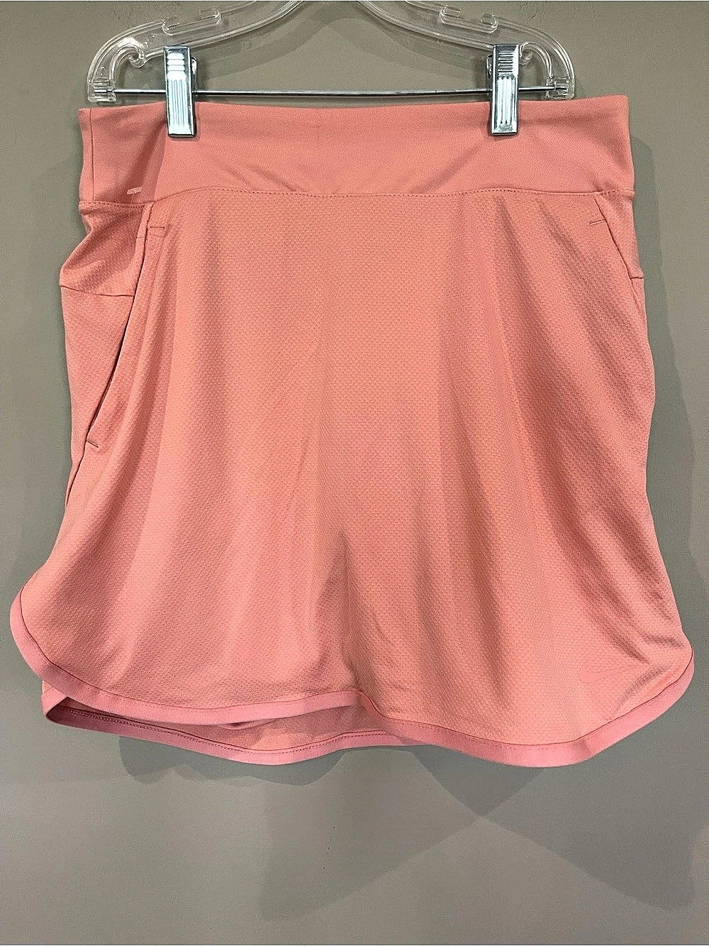 Nike Dri-FIT athletic shorts Athletic Shorts in Peach Size XS NWT